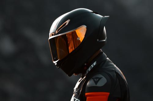 教你如何正确挑选摩托车头盔！